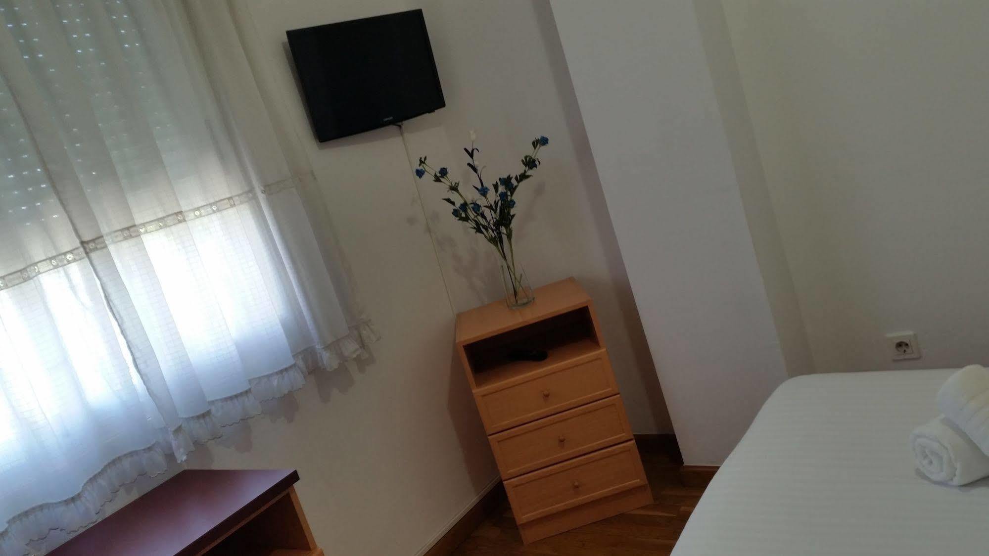 Hostal Lucus Lugo Exterior foto