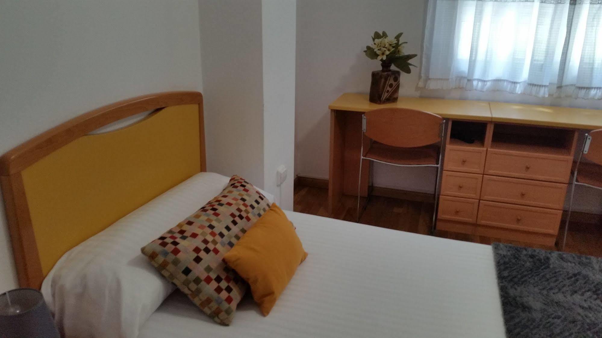 Hostal Lucus Lugo Exterior foto
